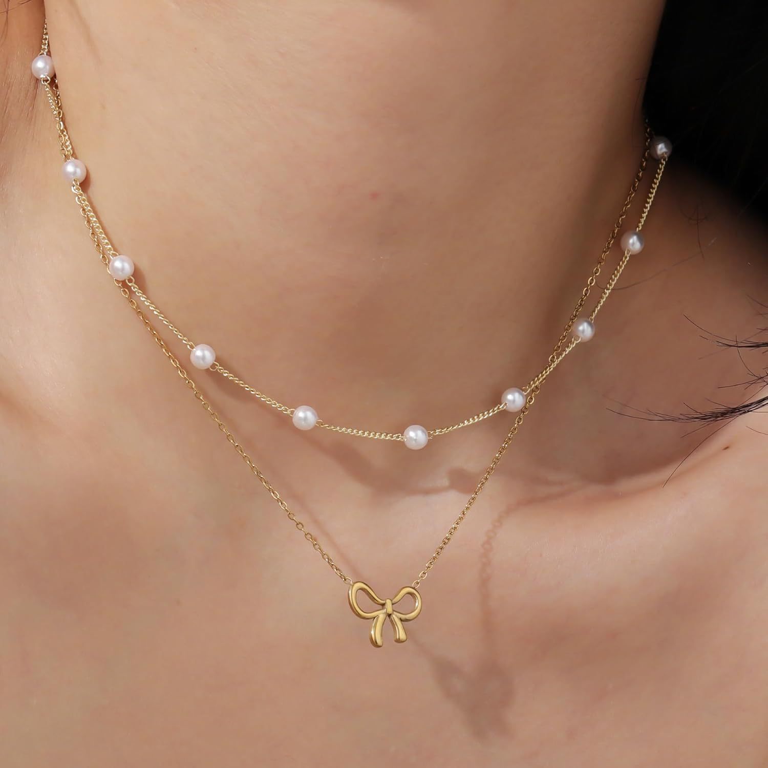 Bow Pearl Necklace