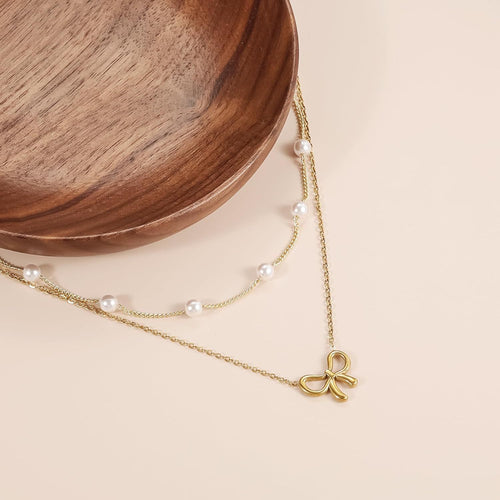 Bow Pearl Necklace