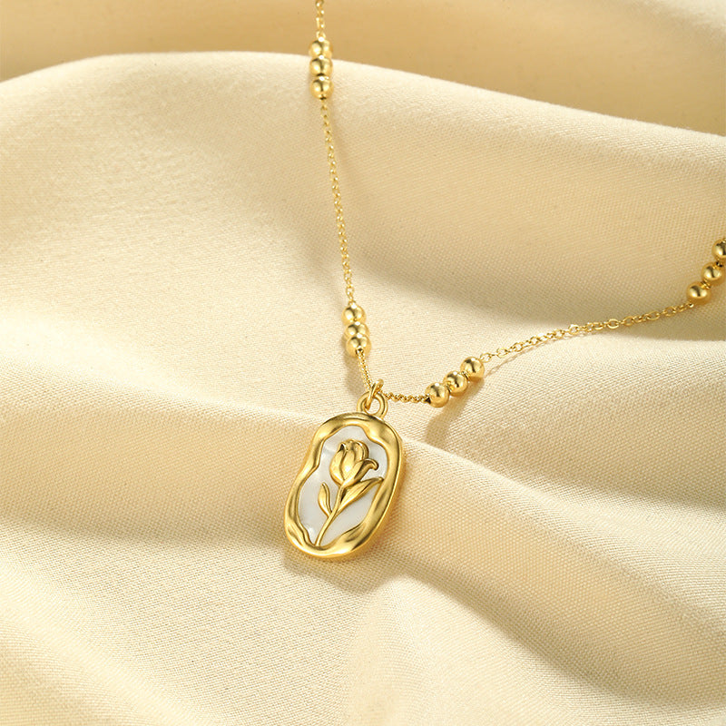 Rose Shell Necklace