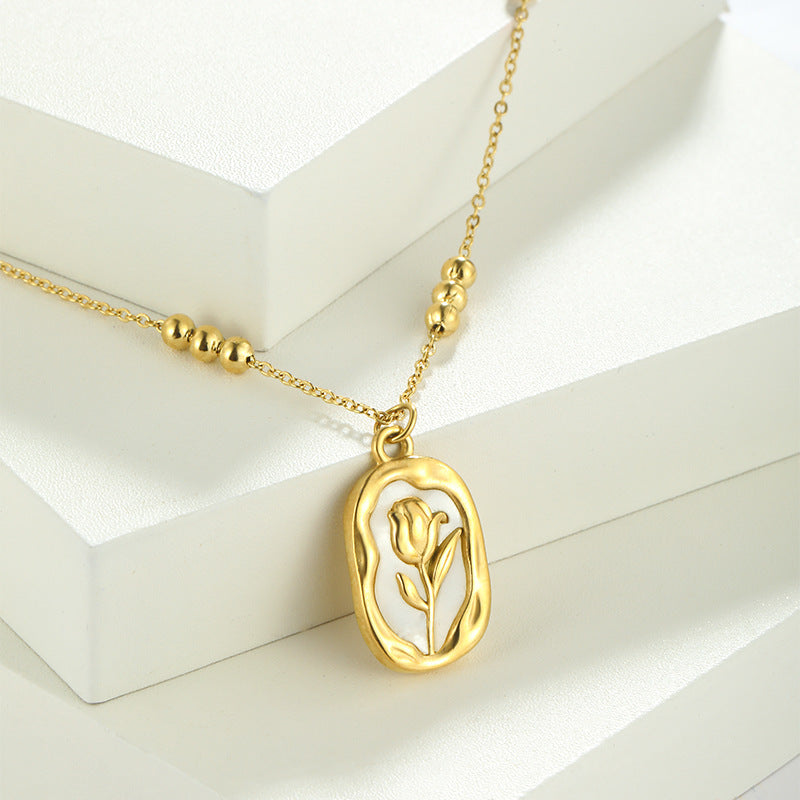Rose Shell Necklace